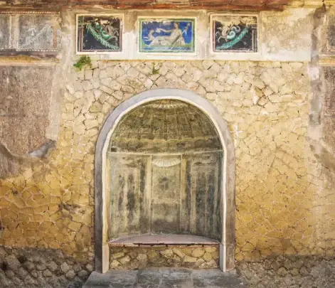 the house of the skeleton in herculaneum