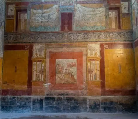 house of siricus in pompeii